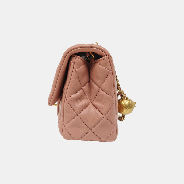 CLASSIC FLAP Mini Quilted Lambskin Pink
