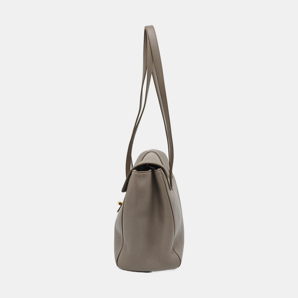 Authenticated pre-owned 16 Medium Calfskin Grey - Shoulder Bag at Looply