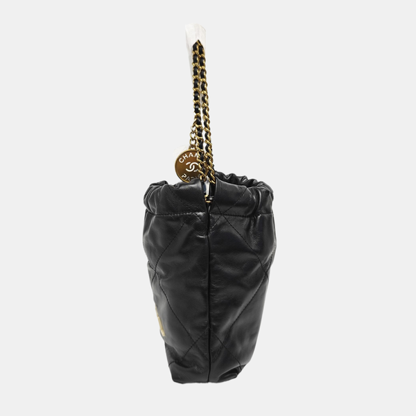 CHANEL 22 Mini Quilted Calfskin Black