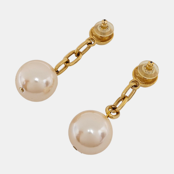 Metal Gold Stud Earrings