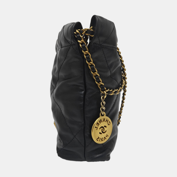 CHANEL 22 Mini Quilted Calfskin Black