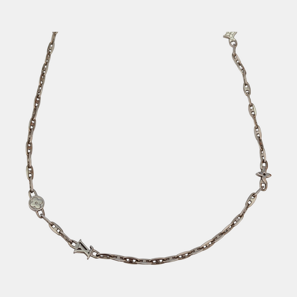 Authenticated pre-owned Silver Tone Metal Silver Necklace - Necklace at Looply