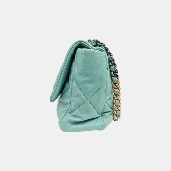 CHANEL 19 Large Quilted Lambskin Green
