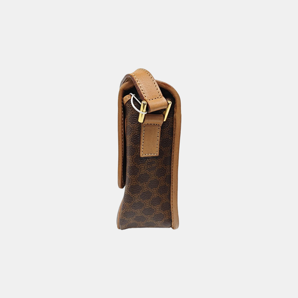 Coated Canvas Brown