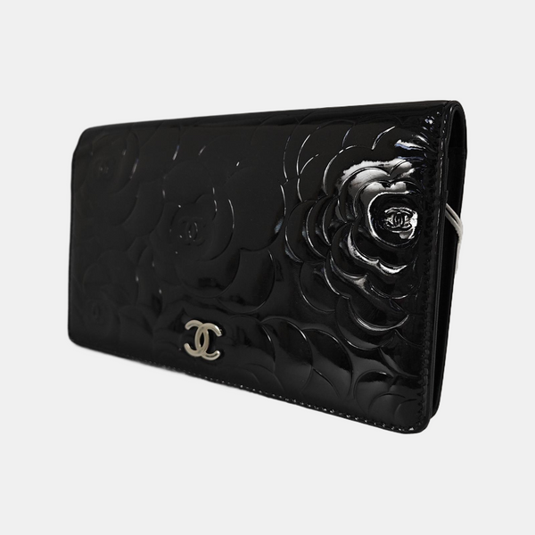 WOC Patent Calfskin Black Wallet