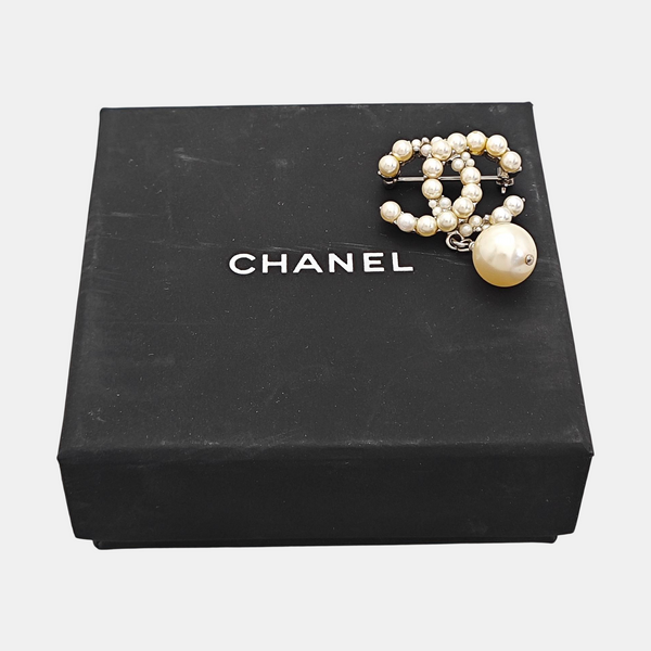 Faux Pearl White Brooch