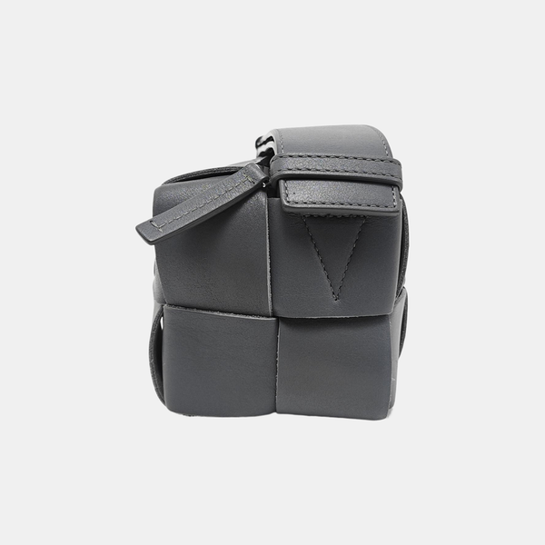 Brick Cassette Calfskin Gray
