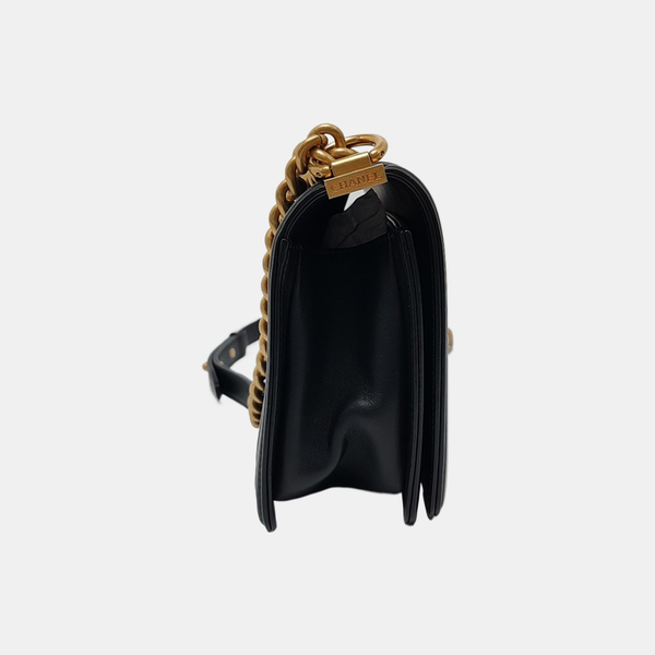 BOY CHANEL Medium Quilted Calfskin Black
