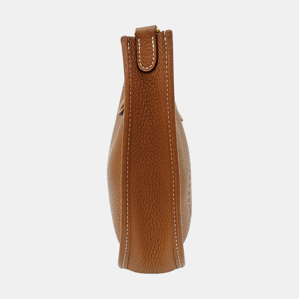 Evelyne TPM Clemence Brown