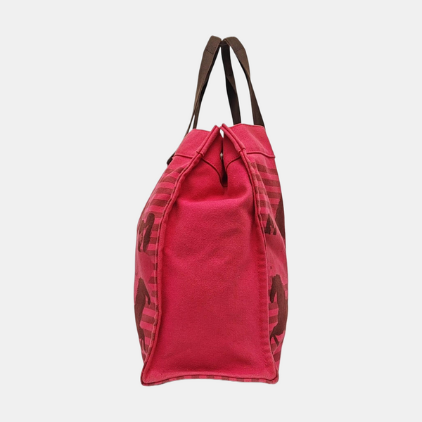 Chevaux En Camouflage Canvas Pink