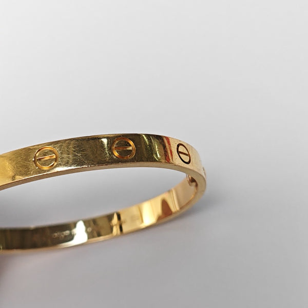 LOVE 18k Gold Bangle