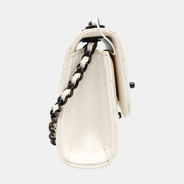 TRENDY CC Mini Quilted Lambskin White