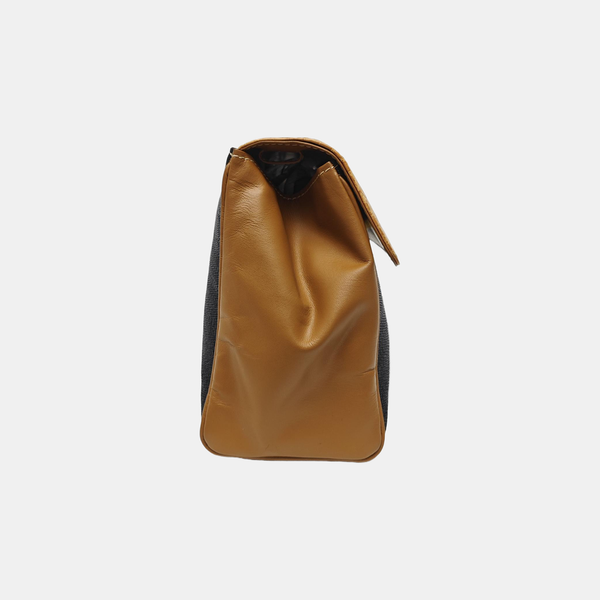 Special Material Shoulder Bag Black