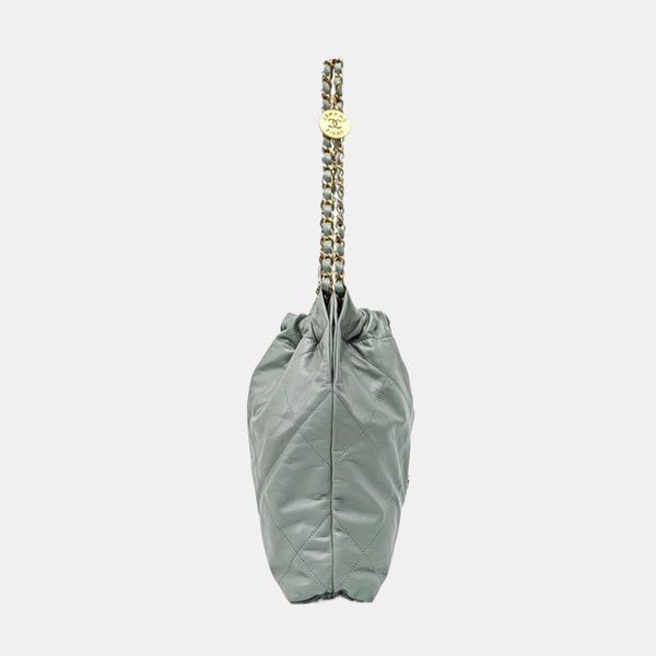 CHANEL 22 Small Quilted Calfskin Green