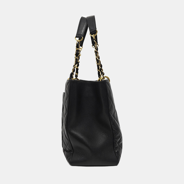 CHANEL GST Extra Grande Piel de Becerro Granulada Acolchada Negra