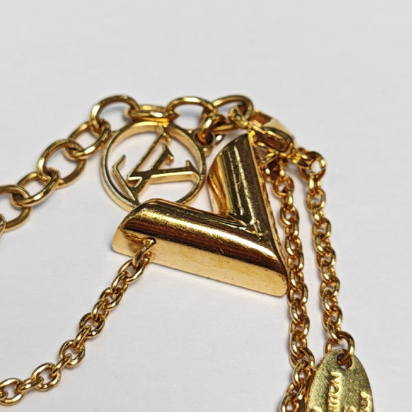 ESSENTIAL V Metal Gold Bracelet