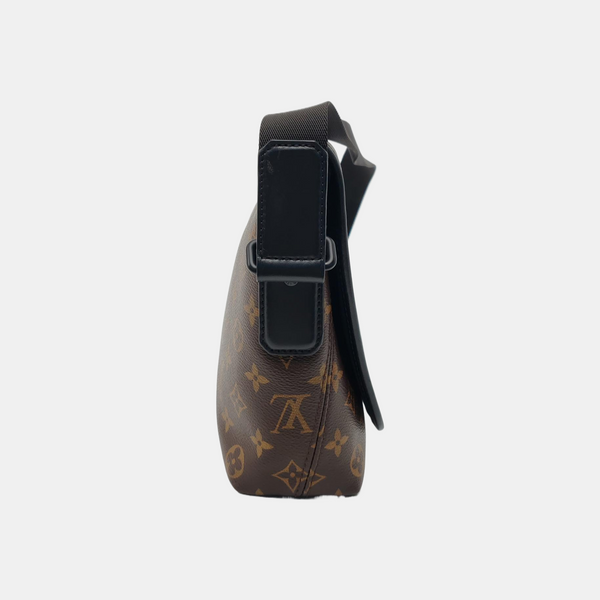 MAGNETIC Monogram Coated Canvas Brown