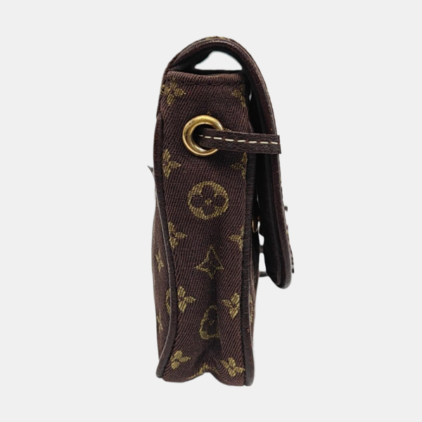 Monogram Canvas Brown