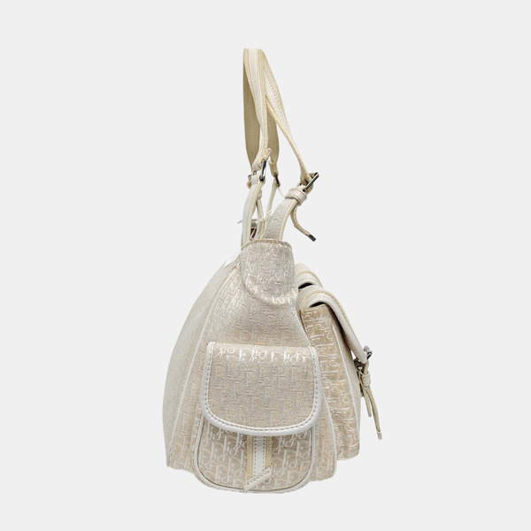 Street Chic Oblique Nylon White