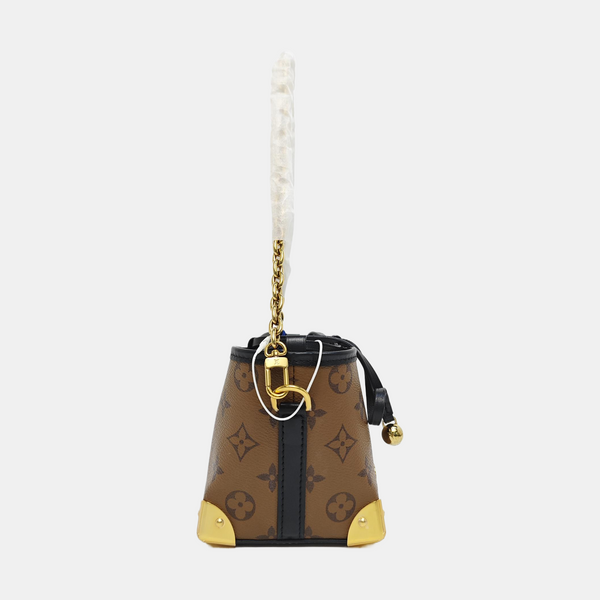 NOÉ PURSE LV CHARMS Monogram Coated Canvas Brown