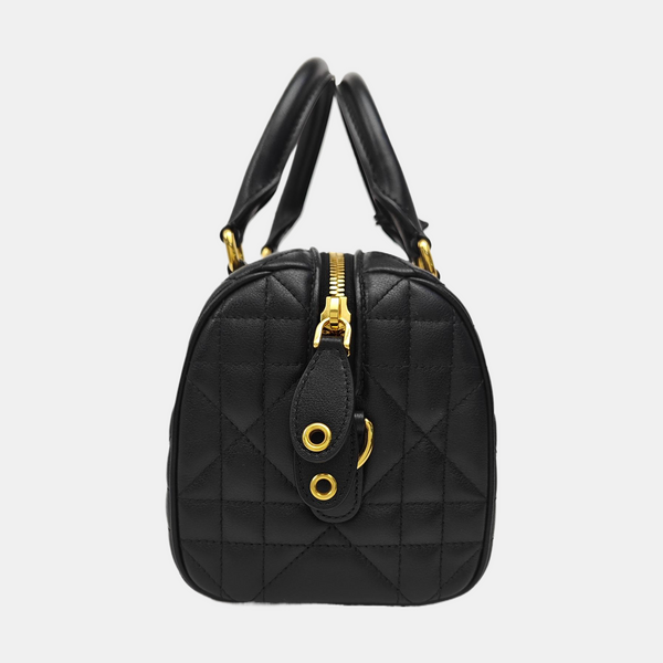 Groove 16 Cannage Calfskin Black