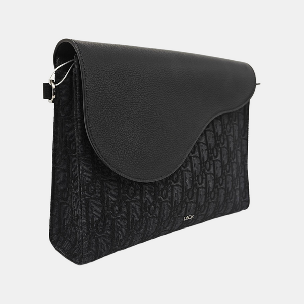 Saddle Medium Oblique Canvas Black