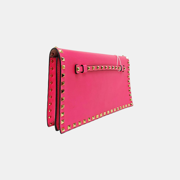 Authenticated pre-owned Rockstud Lambskin Pink - Clutch at Looply
