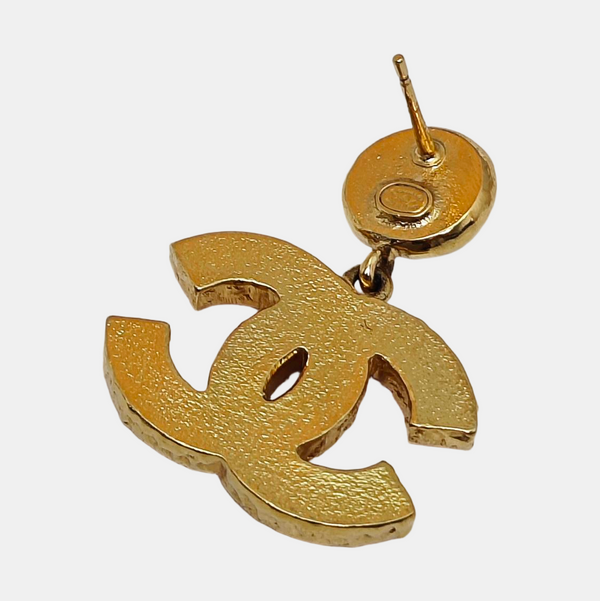 Pendientes con logo CC de metal rosa