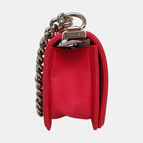 Authenticated pre-owned BOY CHANEL Small Quilted Grained Calfskin Red - Shoulder Bag at Looply