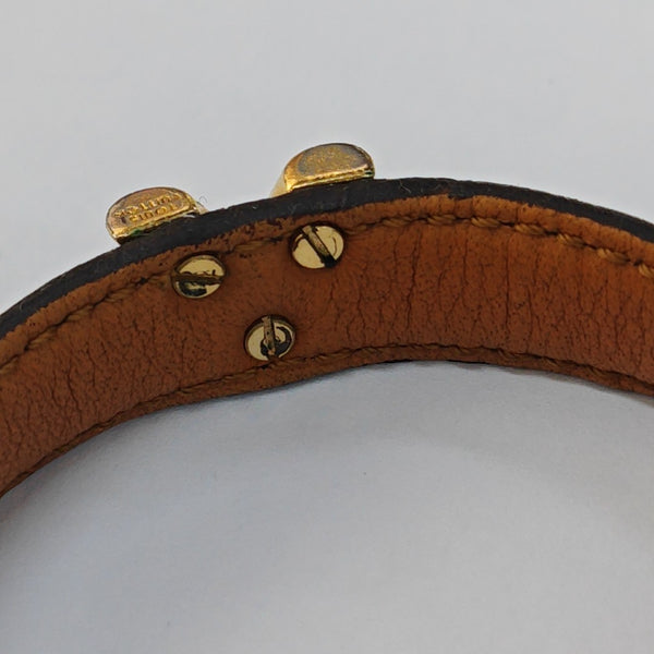 ESSENTIAL V Leather Brown Bangle