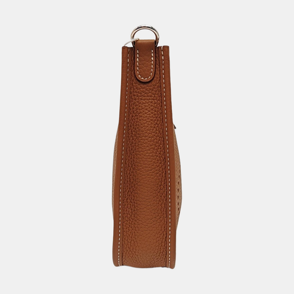 Evelyne TPM Clemence Brown