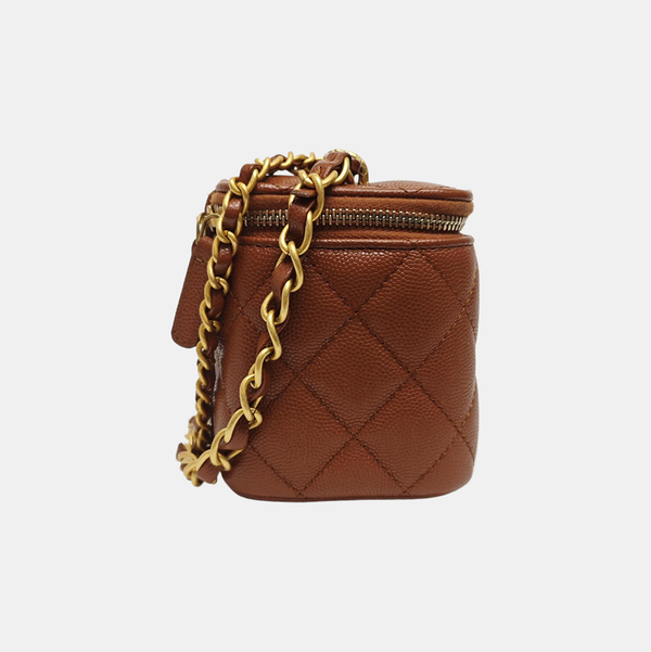 VANITY CASE Medium Quilted Grained Calfskin Brown