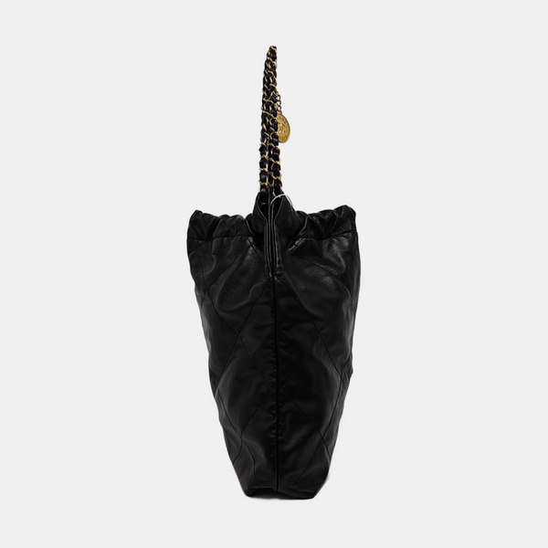 CHANEL 22 Medium Quilted Calfskin Black