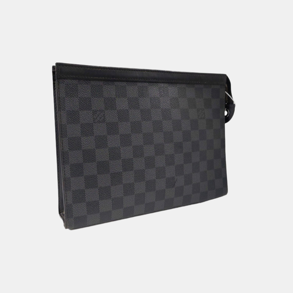 Pochette Voyag MM Damier Graphite Coated Canvas Gray