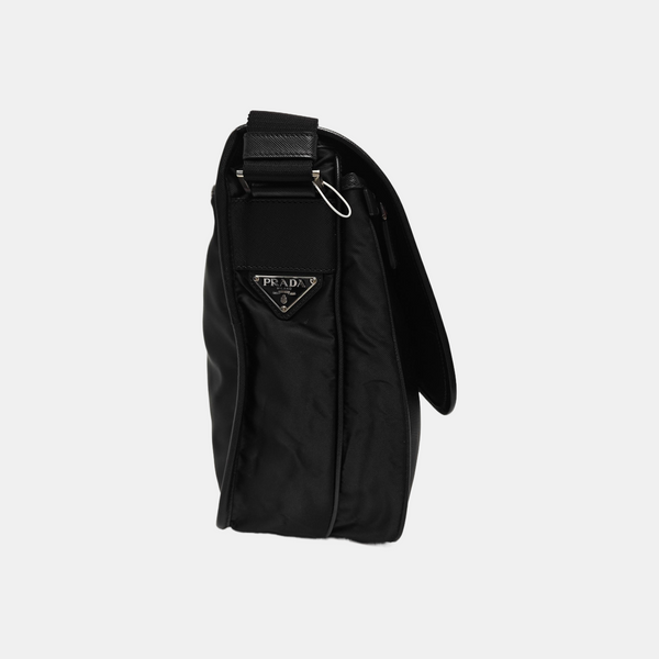 Vela Messenger Bag Nylon Black