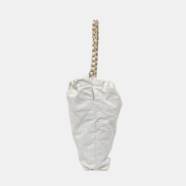 CHANEL 22 Medium Quilted Calfskin White