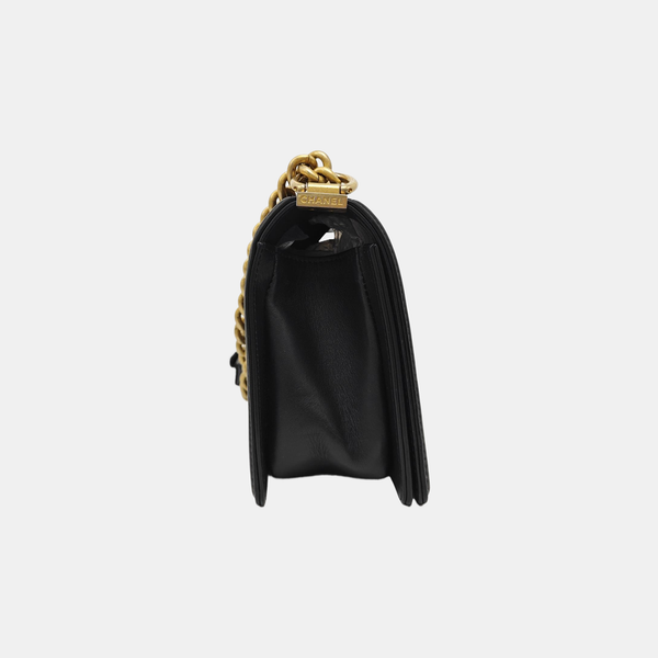 BOY CHANEL Medium Quilted Calfskin Black