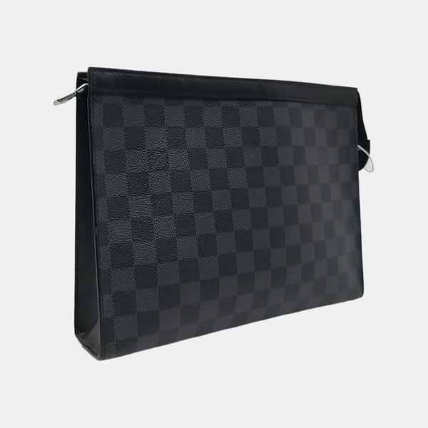 Pochette Voyag MM Damier Graphite Coated Canvas Gray