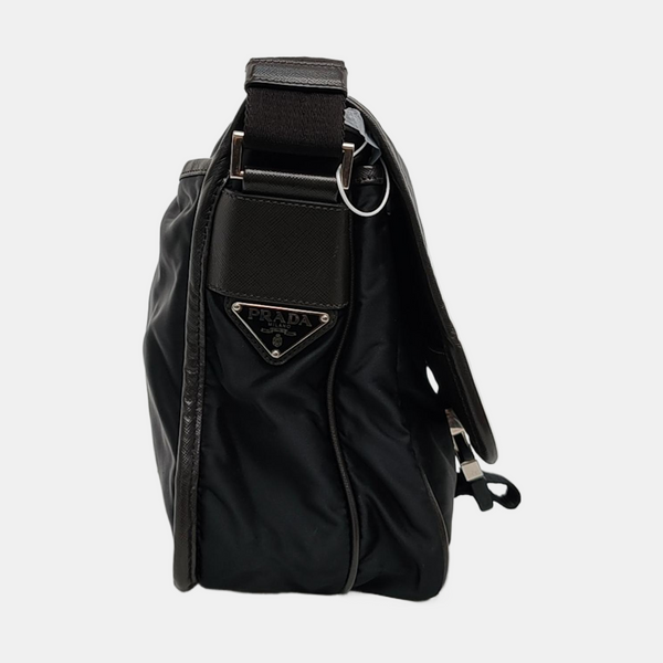 Vela Messenger Bag Nylon Black