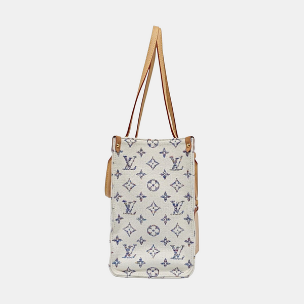 ONTHEGO MM Monogram Canvas White