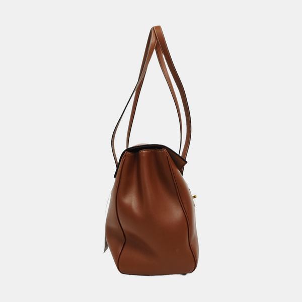 Authenticated pre-owned 16 Medium Calfskin Brown - Top Handle Bag at Looply