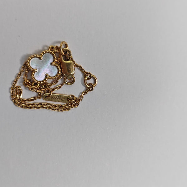 Sweet Alhambra 18k Gold Bracelet