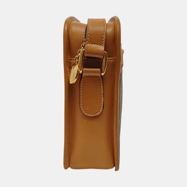 Canvas Brown