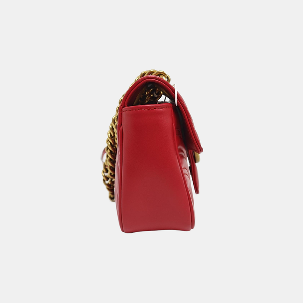 GG Marmont Pequeño Piel Acolchada Roja