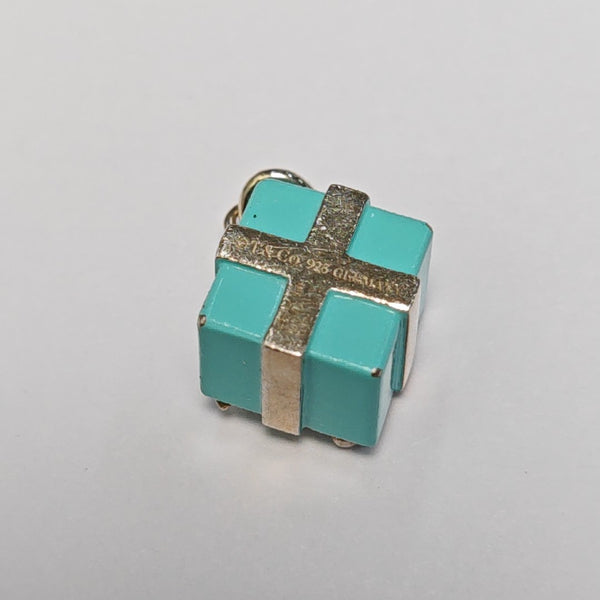 Gift Box 925 Sterling Silver Blue Pendant