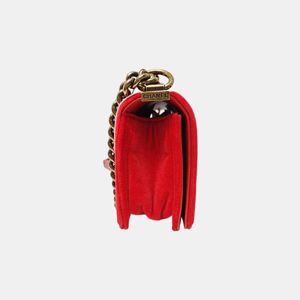 BOY CHANEL Small Quilted Velvet Red