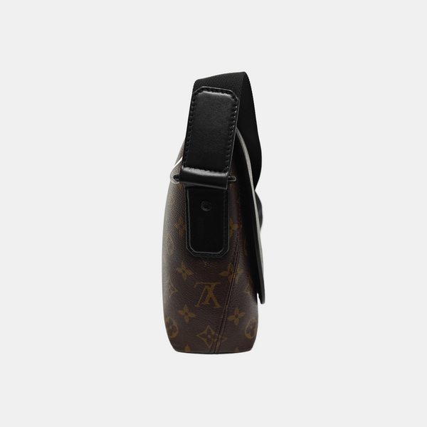 MAGNETIC Monogram Coated Canvas Brown