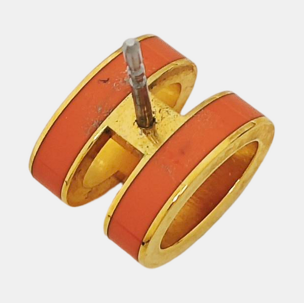 Pop H Metal Gold Stud Earrings