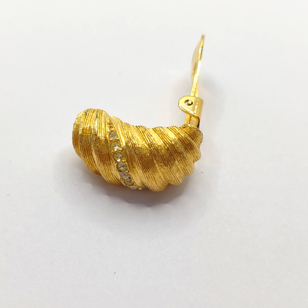 Twist Round Metal Gold Clip On Earrings
