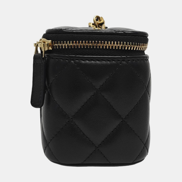 Authenticated pre-owned VANITY CASE Small Quilted Lambskin Black - Shoulder Bag at Looply